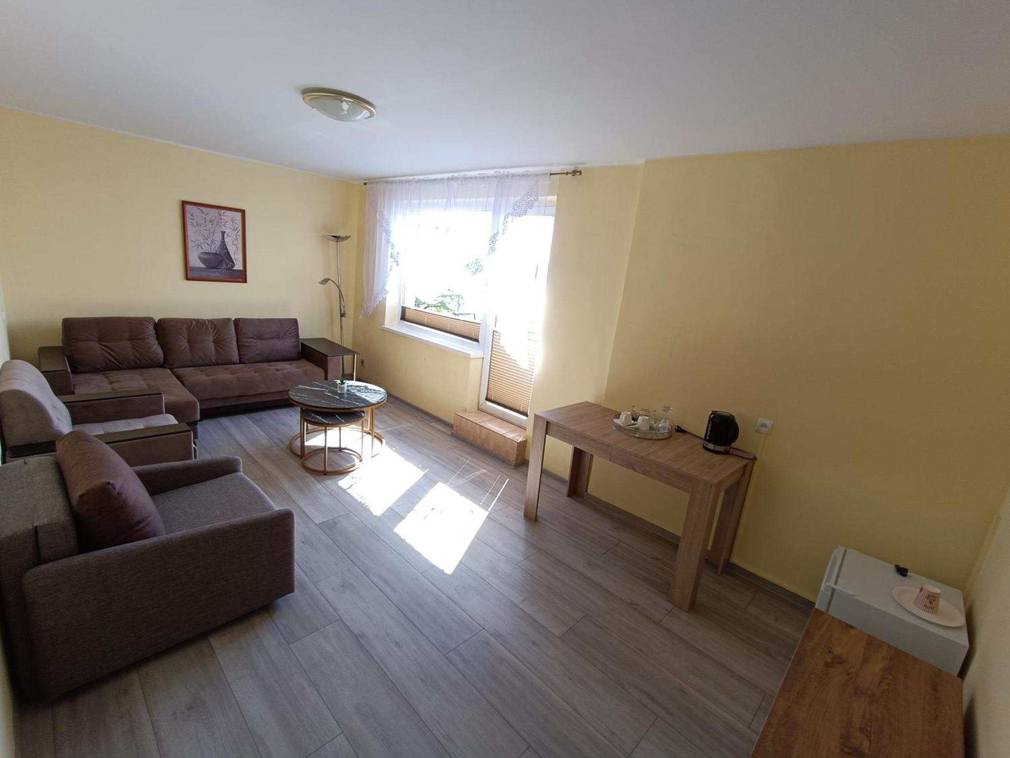 Hotel Viesbutis Jurbork Zewnętrze zdjęcie