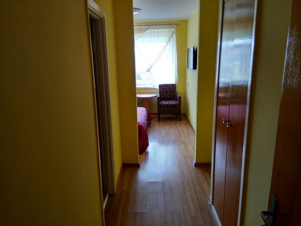 Hotel Viesbutis Jurbork Zewnętrze zdjęcie