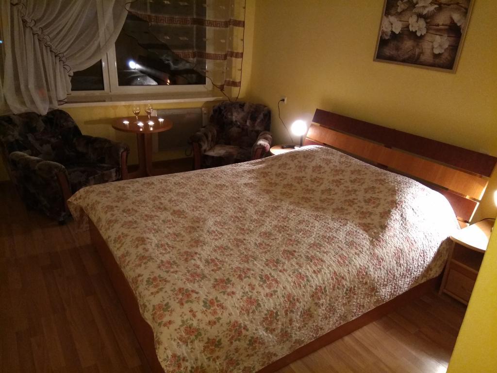 Hotel Viesbutis Jurbork Zewnętrze zdjęcie